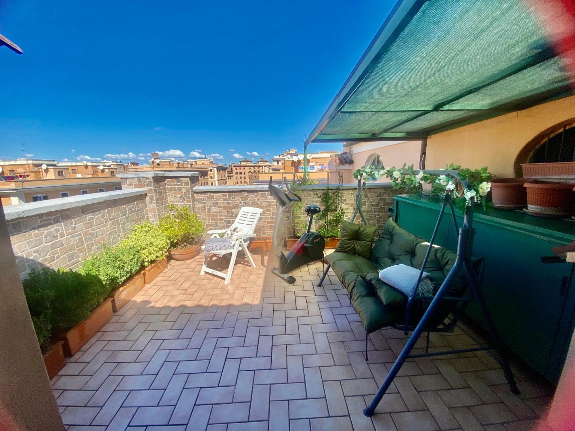 Ave Apartment Rom