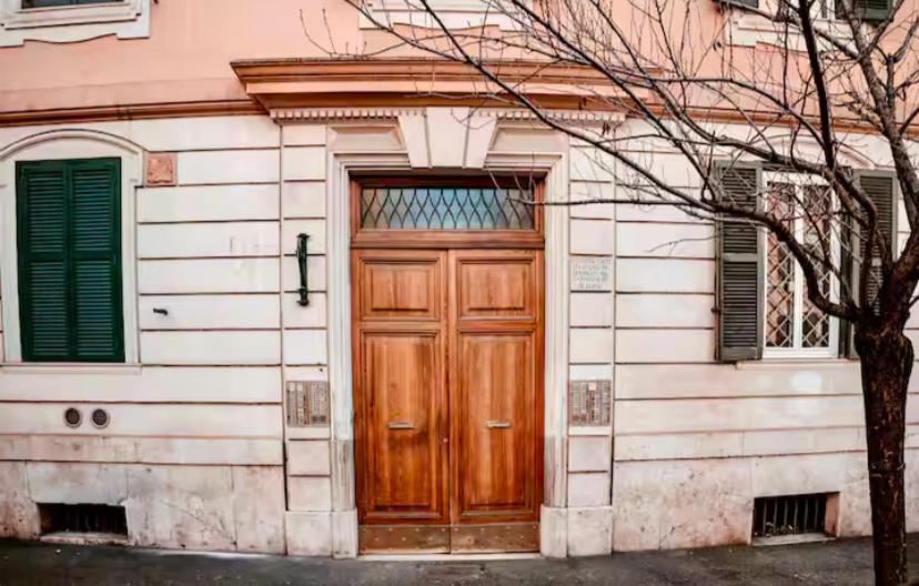 Ave Apartment Rom