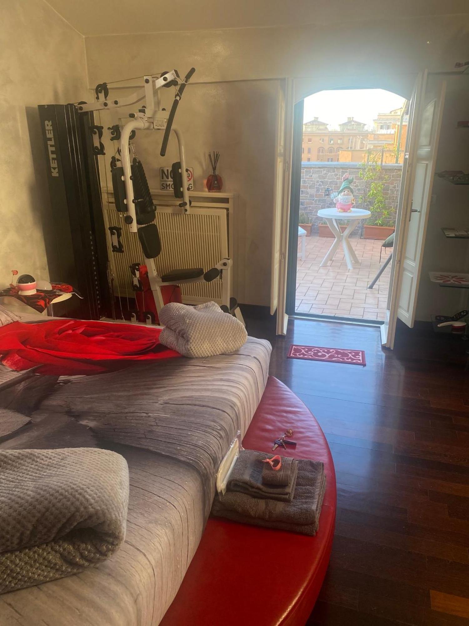 Ave Apartment *